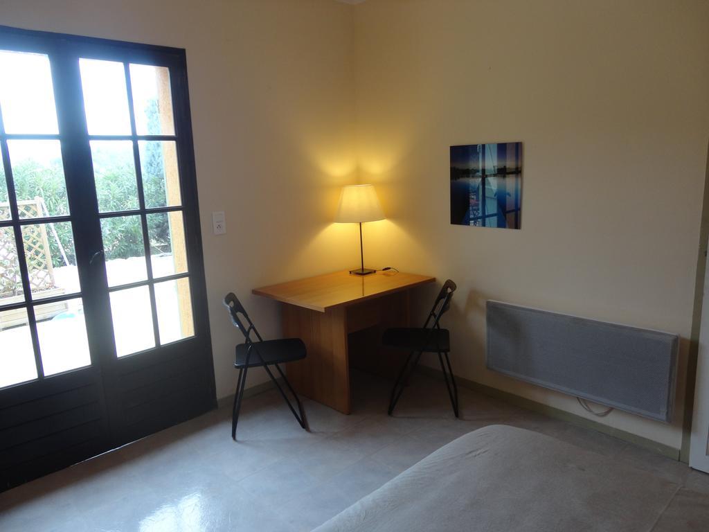 B&B Chez Max Figanières Extérieur photo